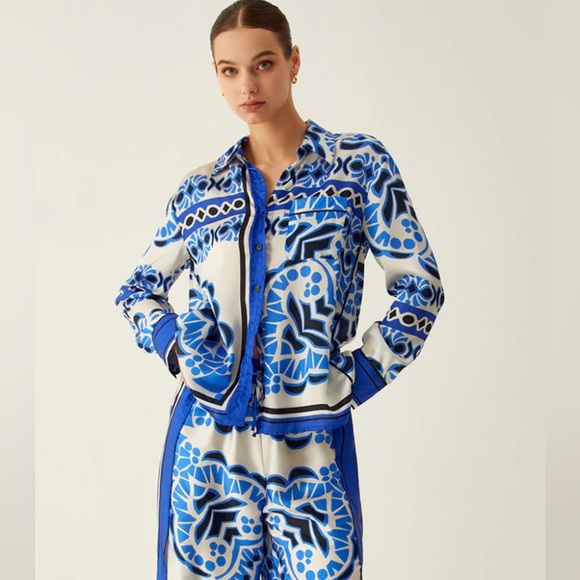 New!!! Denise Printed Two Piece Set - Picture 1 of 7